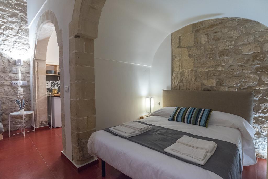 Ibla Rosso Lacca Apartment Ragusa Ngoại thất bức ảnh